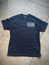 Load image into Gallery viewer, Skater foo tshirt

