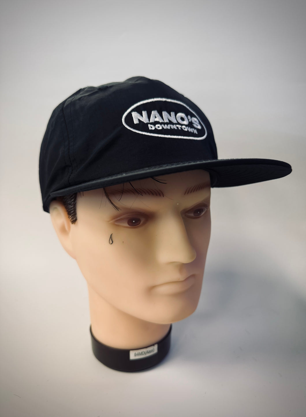 Nano's oval snap back